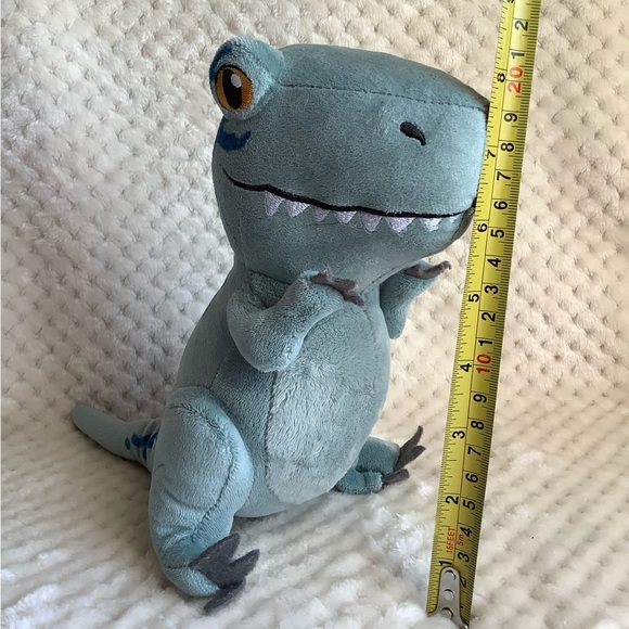 Jurassic World Blue Dinosaur Velociraptor Stuffed Animal Plush Toy - Picture 2 of 7